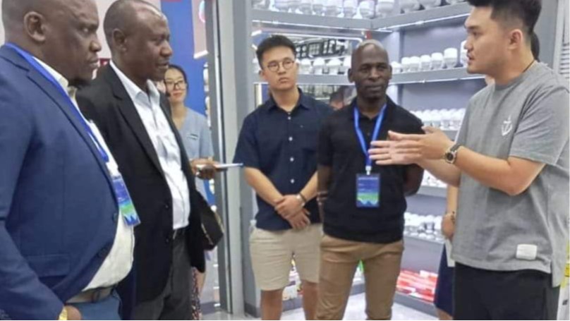 WACHIMBAJI, WAFANYABIASHARA NA WADAU WA MADINI WATEMBELEA SOKO LA KIMATAIFA LA YIWU NCHINI CHINA