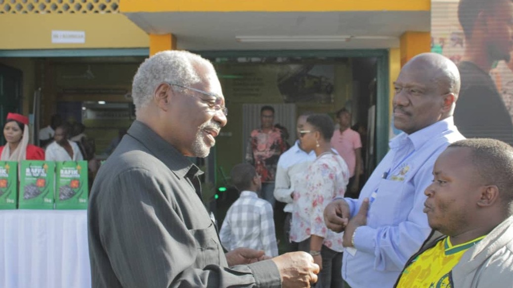 MWENYEKITI TUME YA MADINI AIPA TANO STAMICO